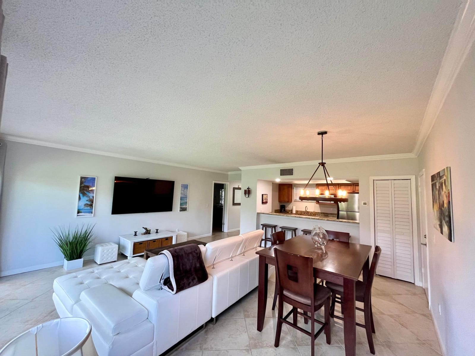 11863 Wimbledon Circle 401 — photo 4