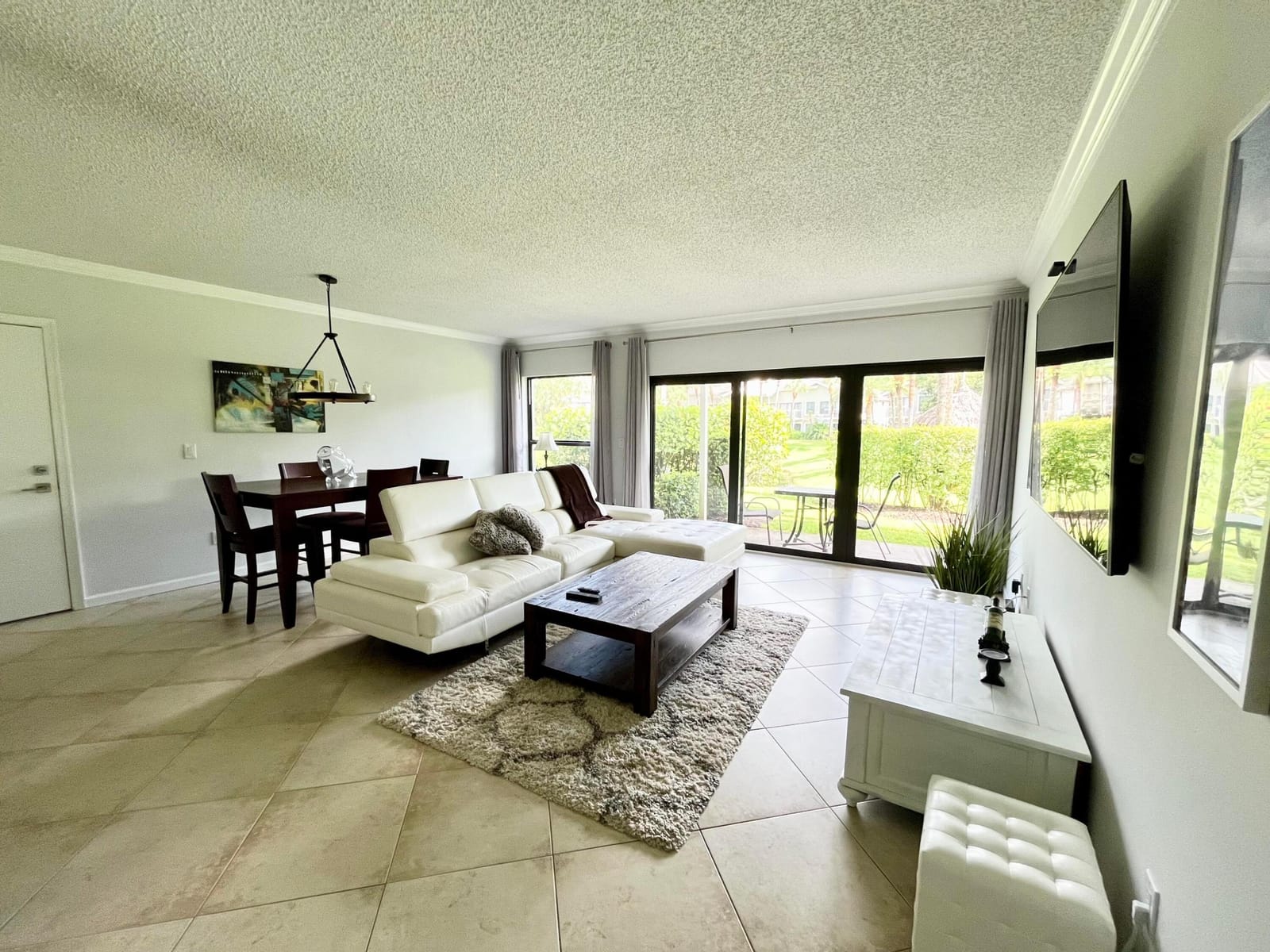 11863 Wimbledon Circle 401 — photo 5