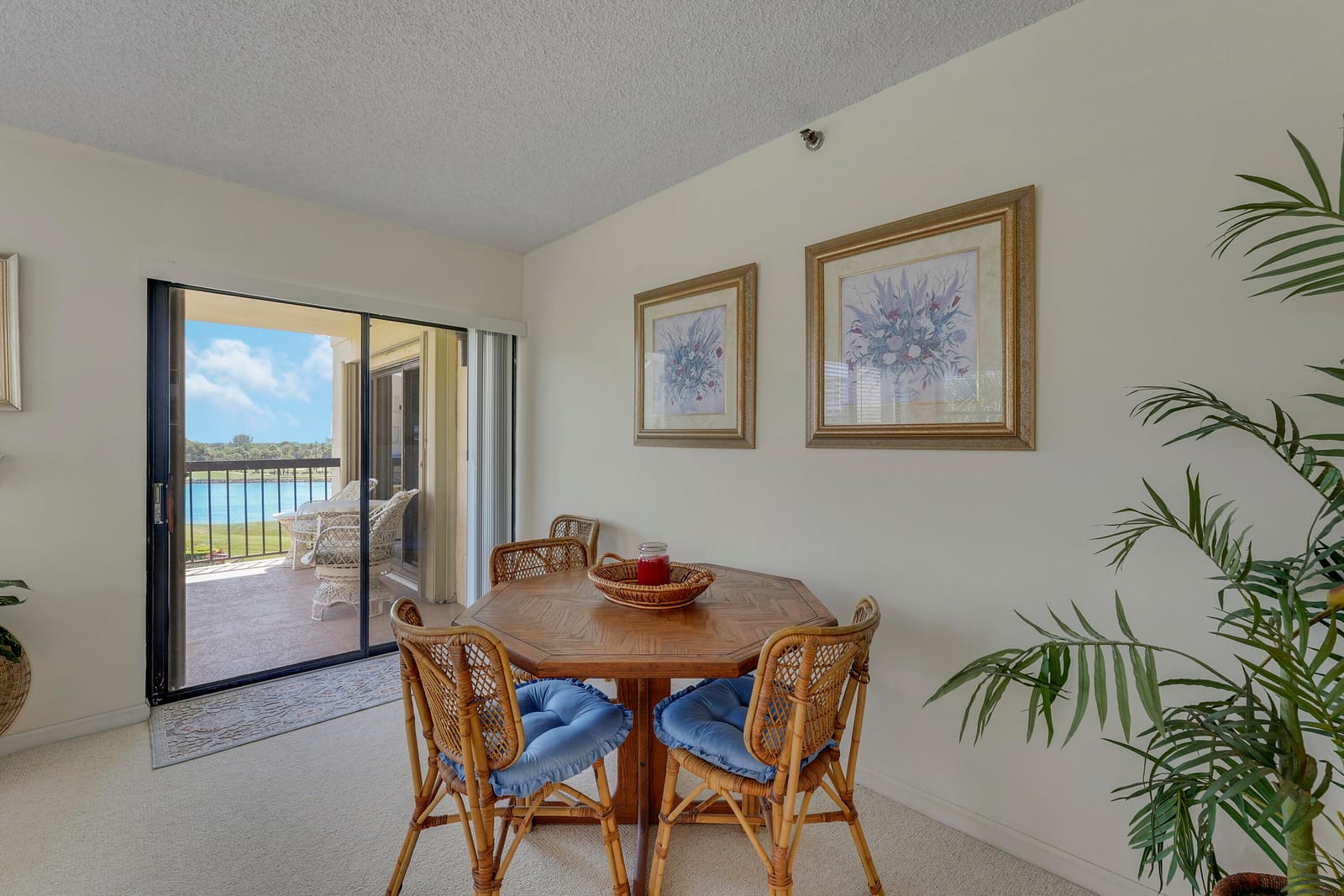 372 Golfview Road 403, North Palm Beach, FL 33408 photo 14