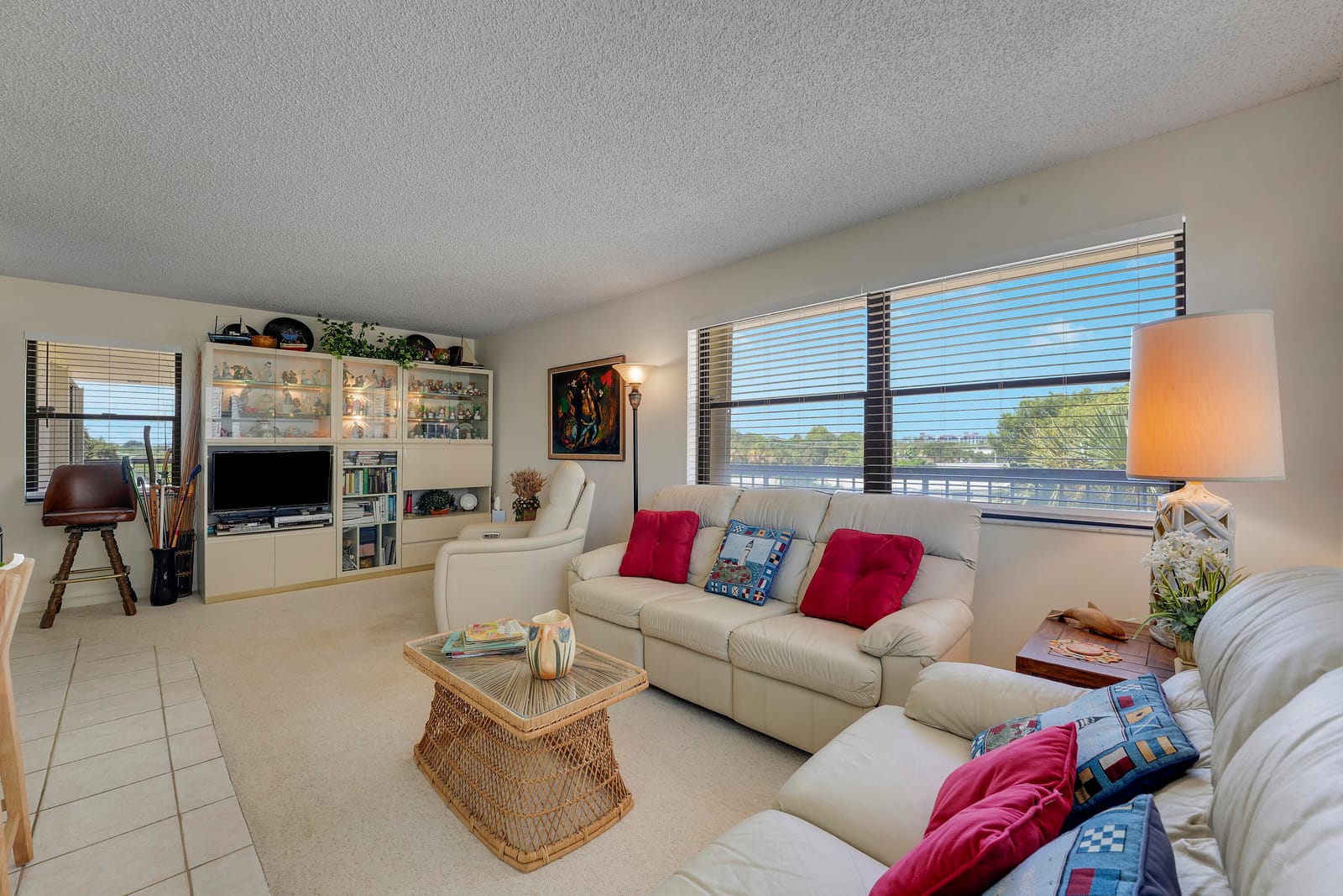 372 Golfview Road 403, North Palm Beach, FL 33408 photo 17