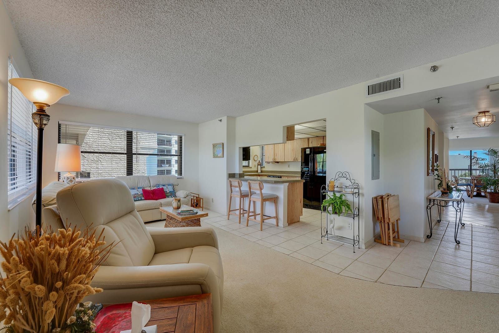 372 Golfview Road 403, North Palm Beach, FL 33408 photo 18