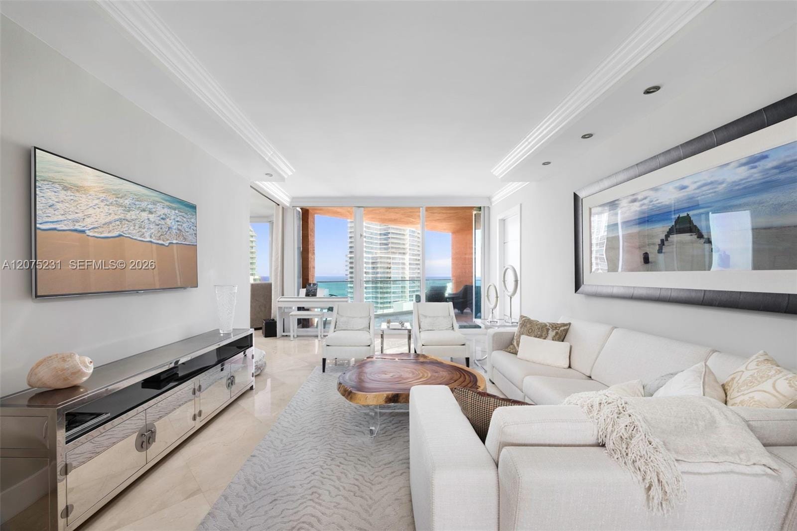 300 Pointe Drive 2806 — photo 9