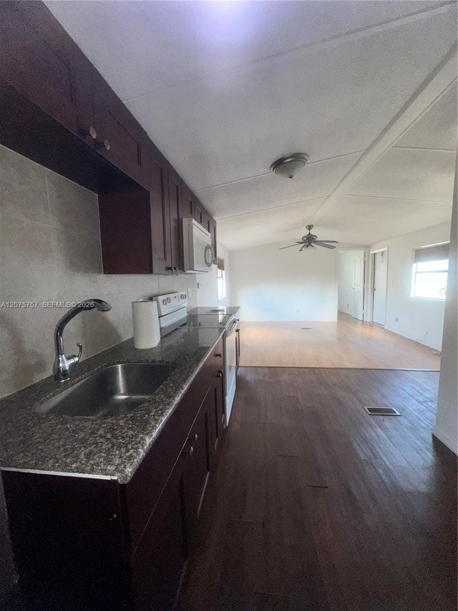 11886 Watergate Circle H — photo 12