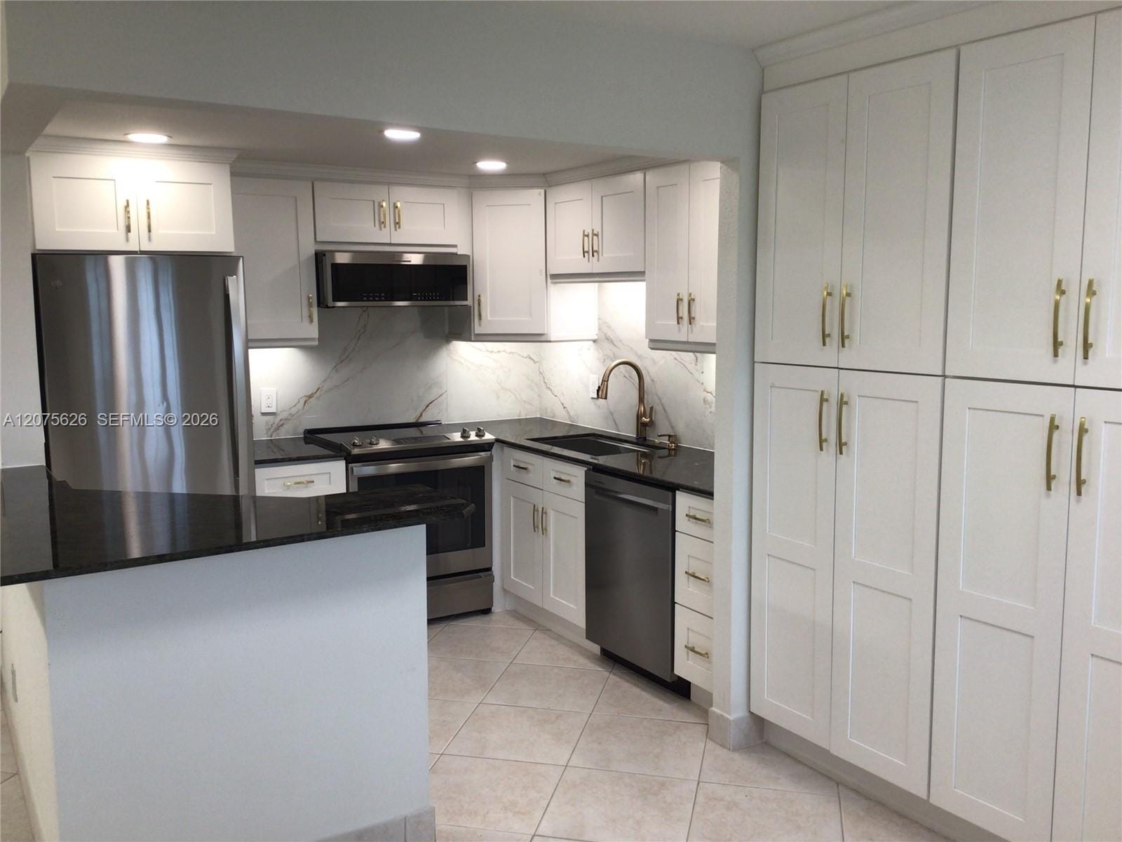 675 Monaco O 675, Delray Beach, FL 33446 photo 3