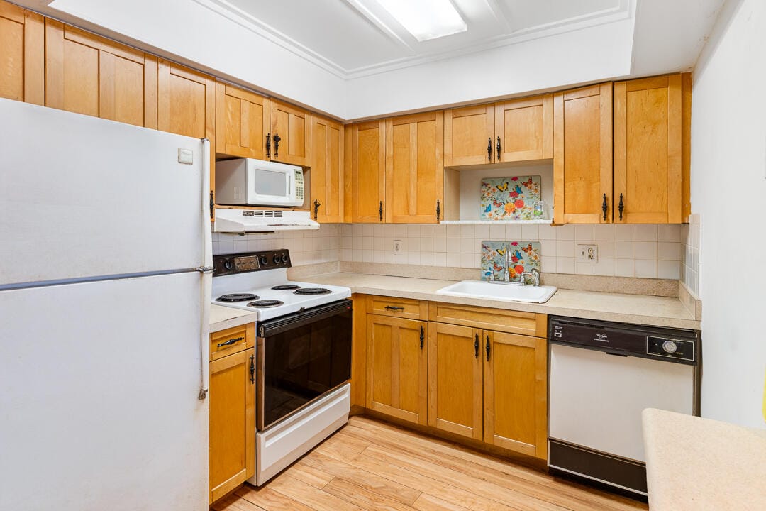 950 S Kanner Highway Unit B31, Stuart, FL 34994 photo 4