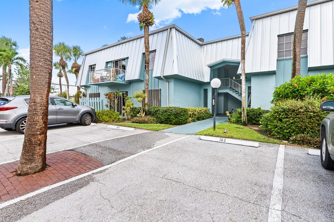 950 S Kanner Highway Unit B31, Stuart, FL 34994