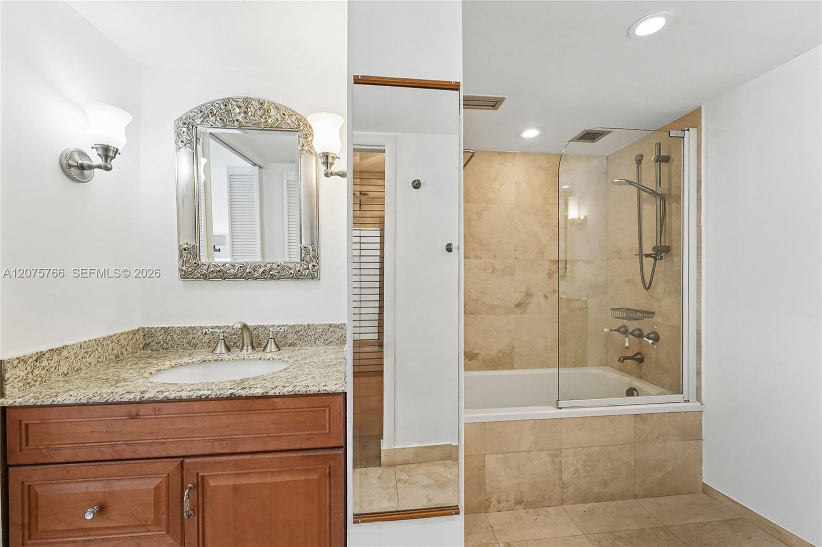 1420 Brickell Bay Drive 206D, Miami, FL 33131 photo 12