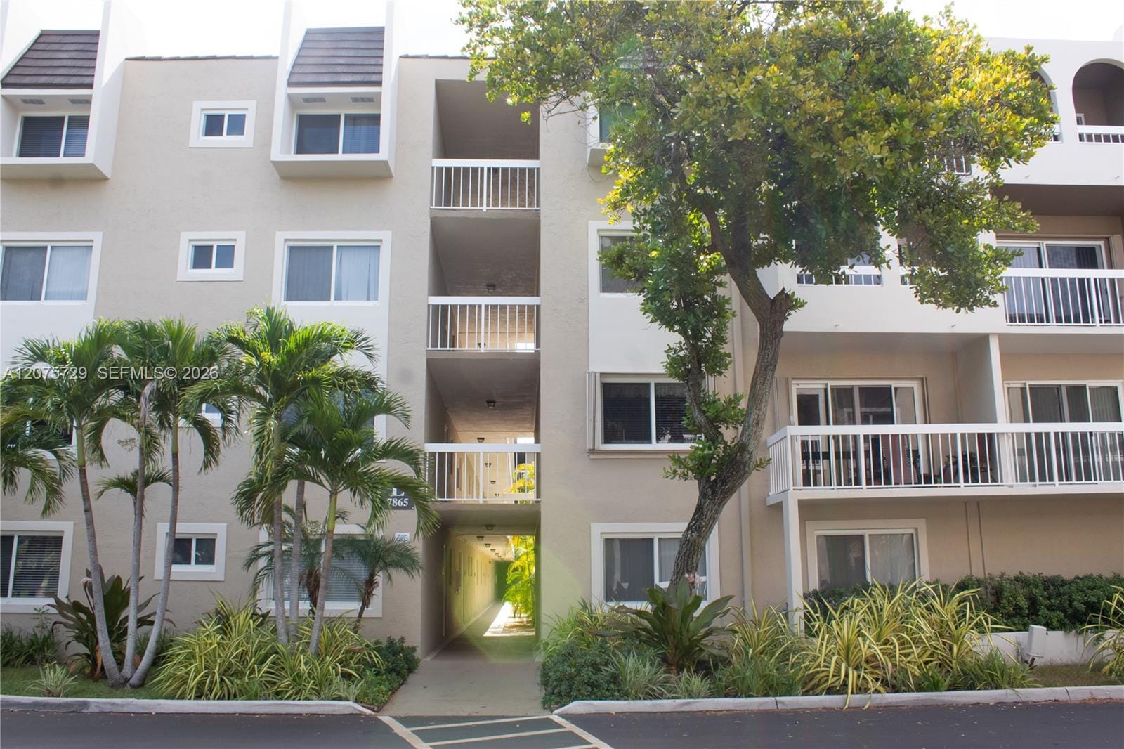 7860 Camino Real L-406, Miami, FL 33143 photo 13