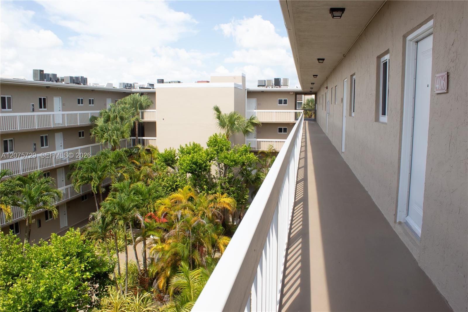 7860 Camino Real L-406, Miami, FL 33143 photo 10