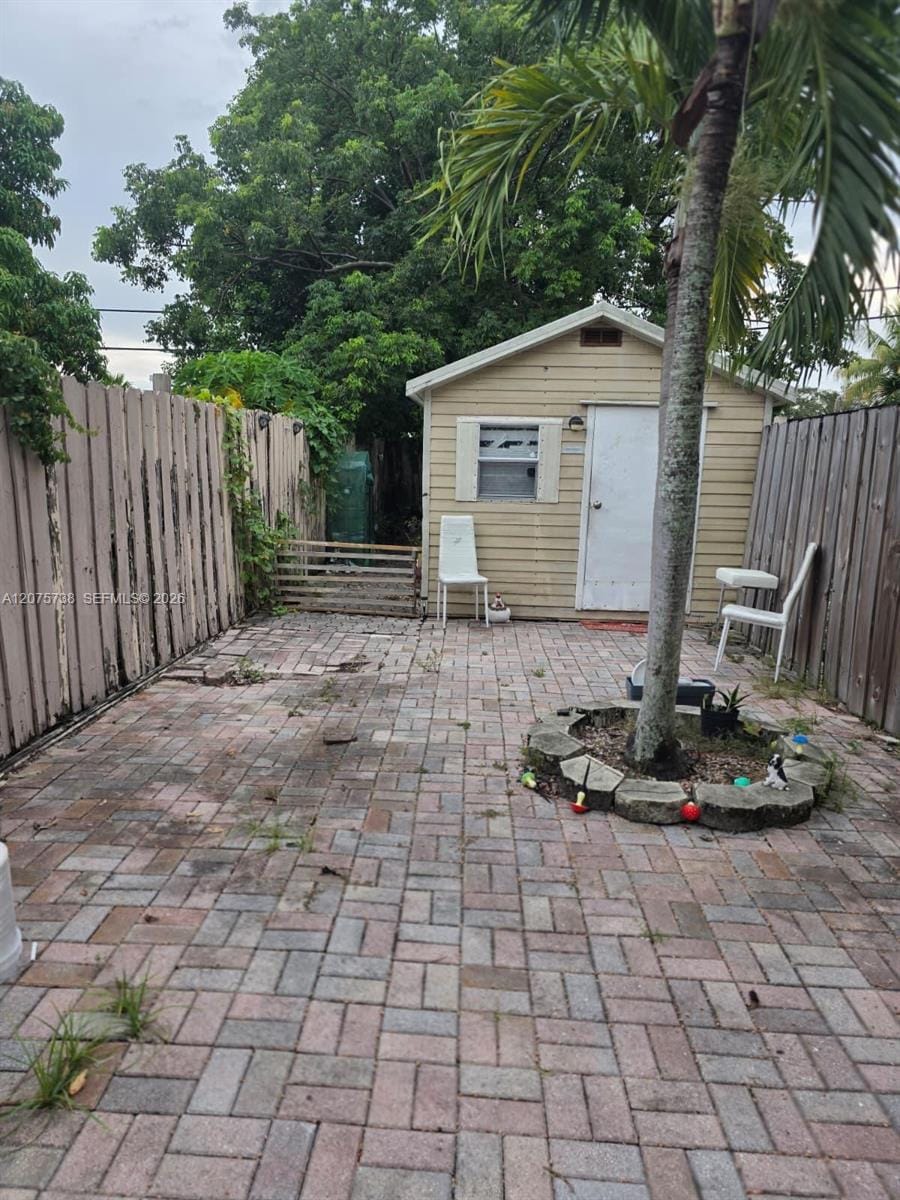 4570 SW 39th Street — photo 11