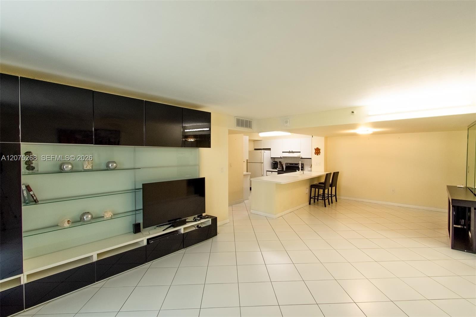 1623 Collins Avenue 312, Miami Beach, FL 33139 photo 4