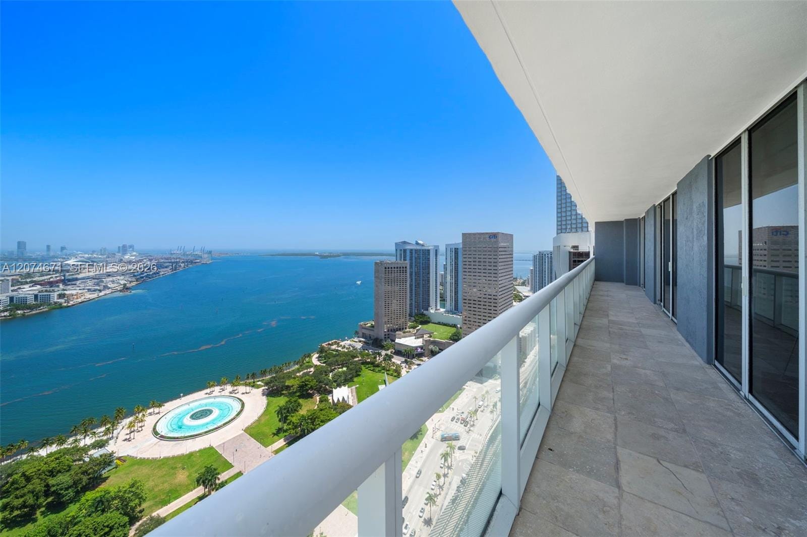 50 Biscayne Boulevard 4402 — photo 3