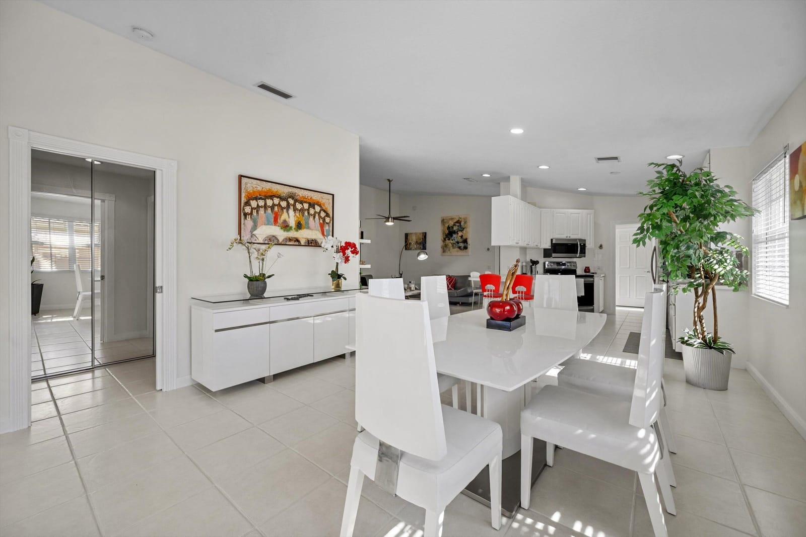 8038 MONTSERRAT Place — photo 2