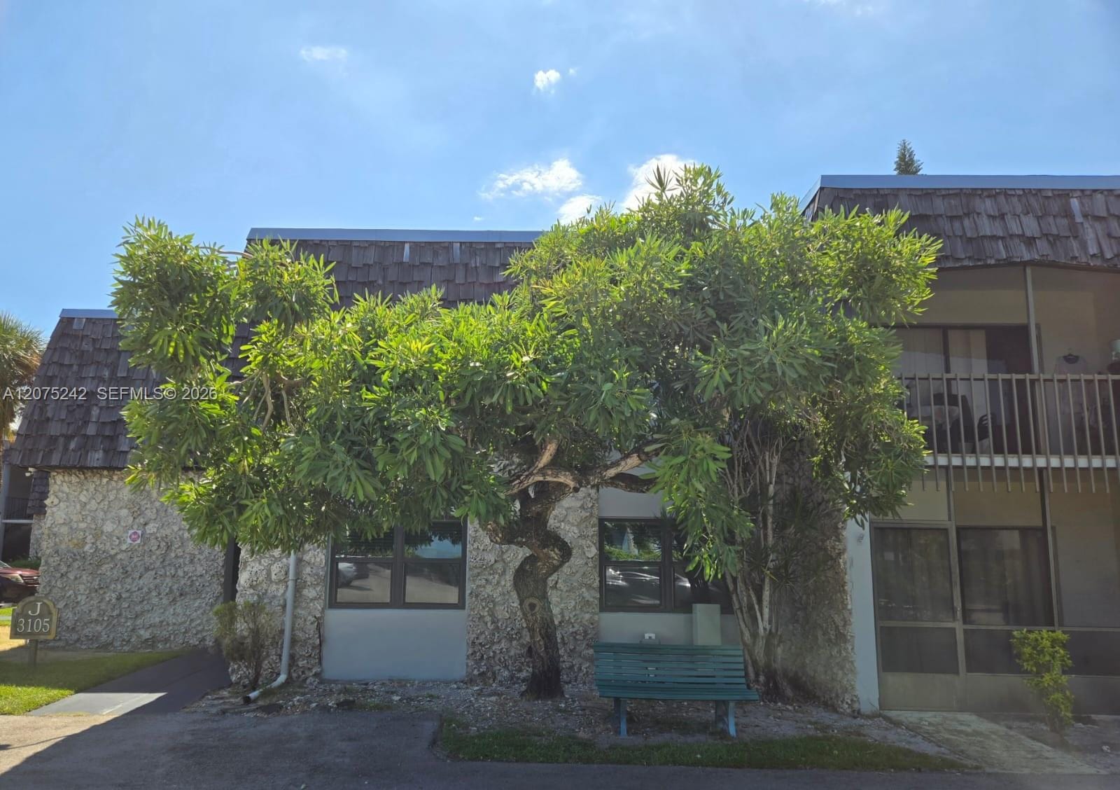 3105 Oakland Shores Drive J101, Oakland Park, FL 33309