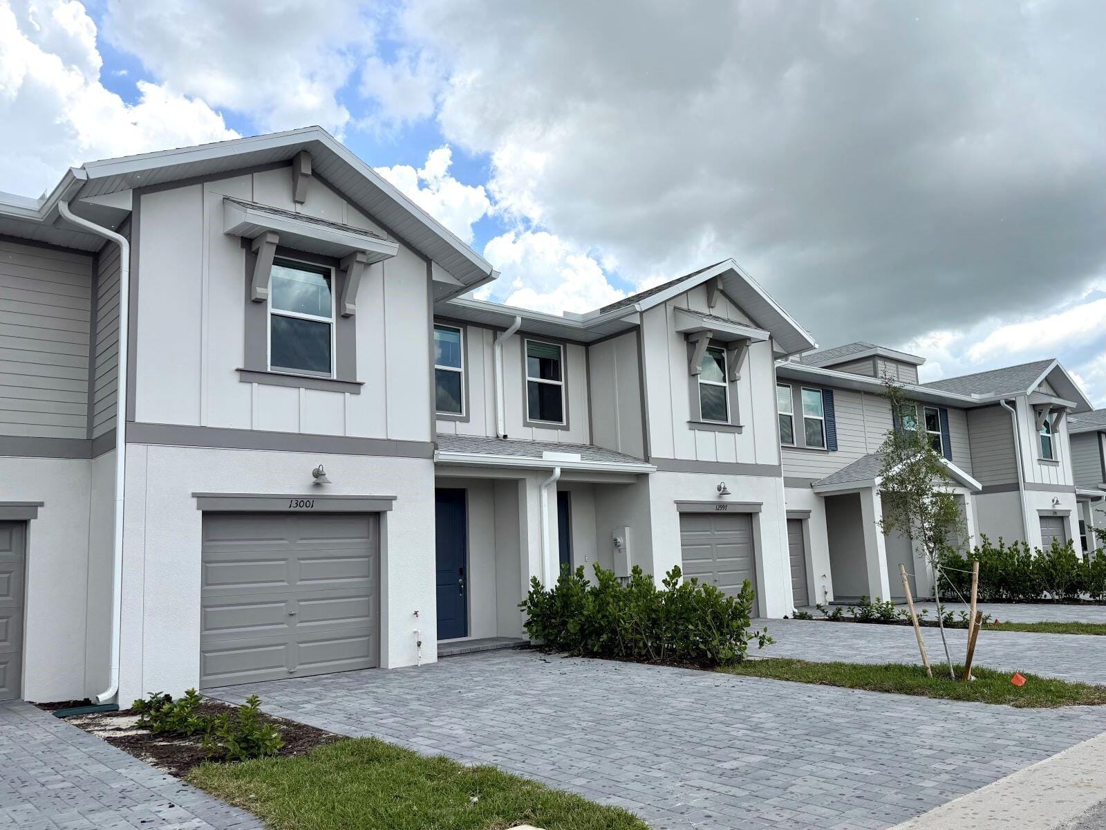 13001 SW FORLI Way — photo 3