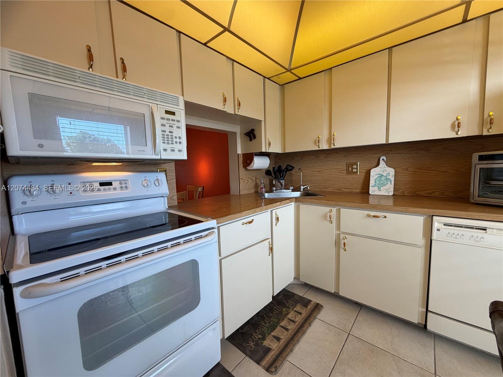 5890 NW 64th Avenue 302, Tamarac, FL 33319 photo 21
