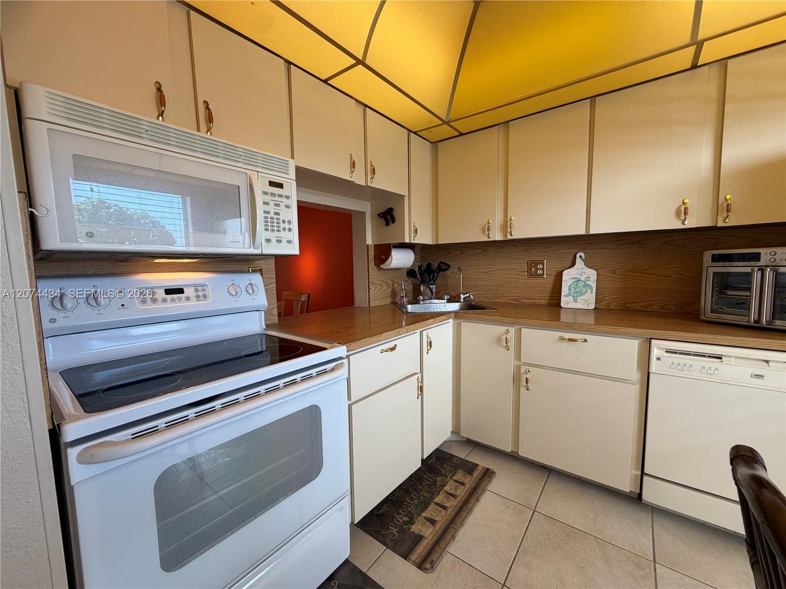 5890 NW 64th Avenue 302, Tamarac, FL 33319 photo 22