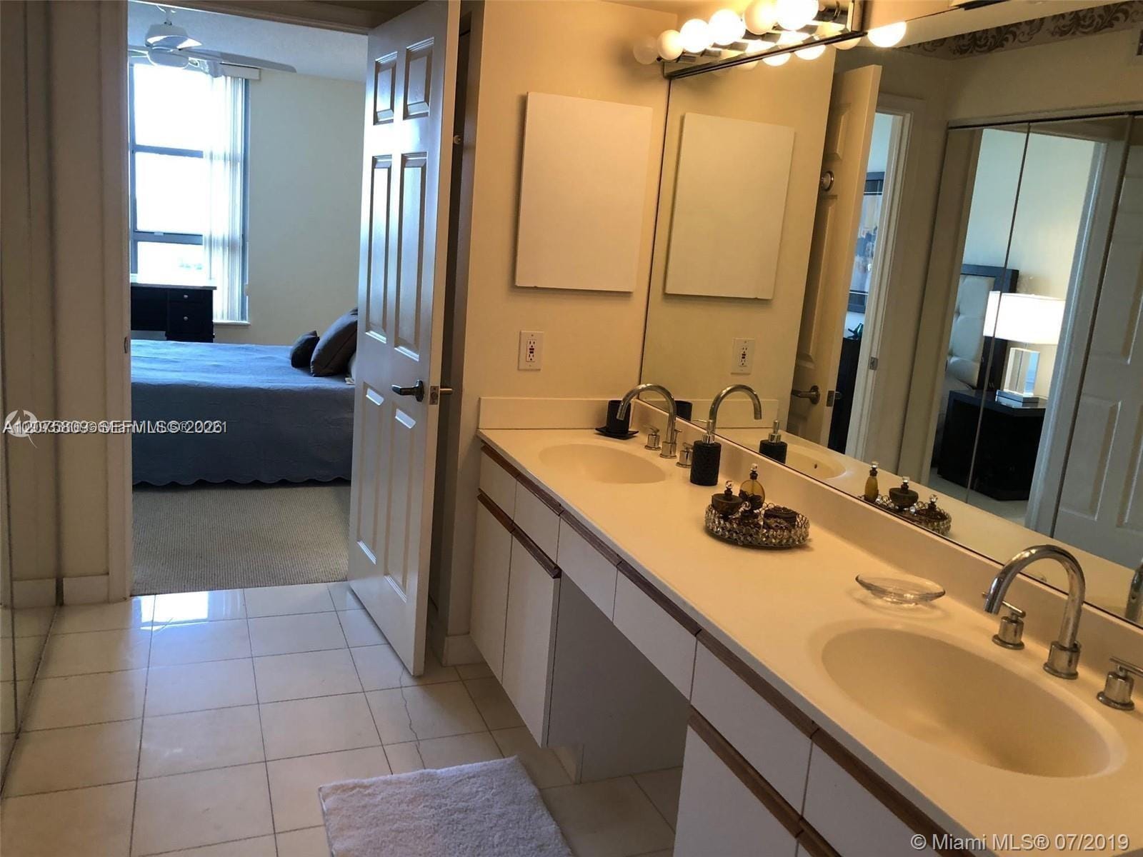 3530 Mystic Pointe Drive 1008, Aventura, FL 33180 photo 15