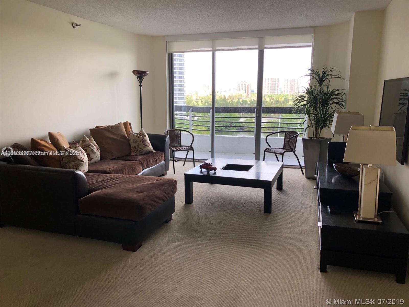 3530 Mystic Pointe Drive 1008, Aventura, FL 33180 photo 4