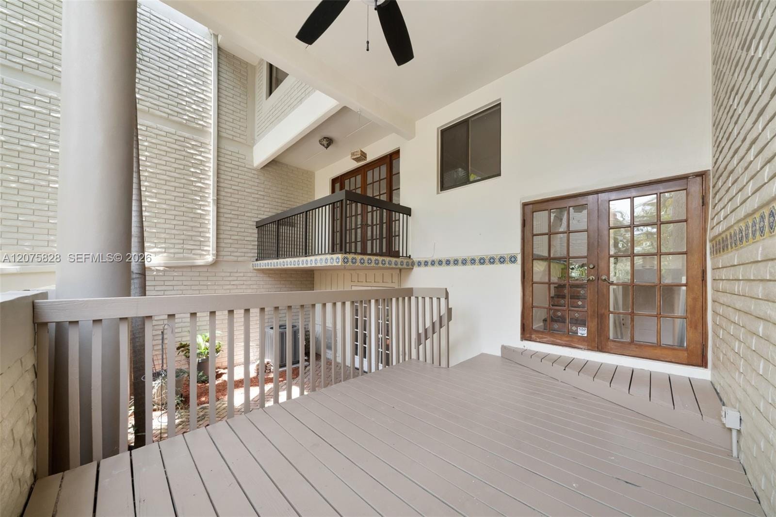1401 NE 9th Street 26 — photo 5