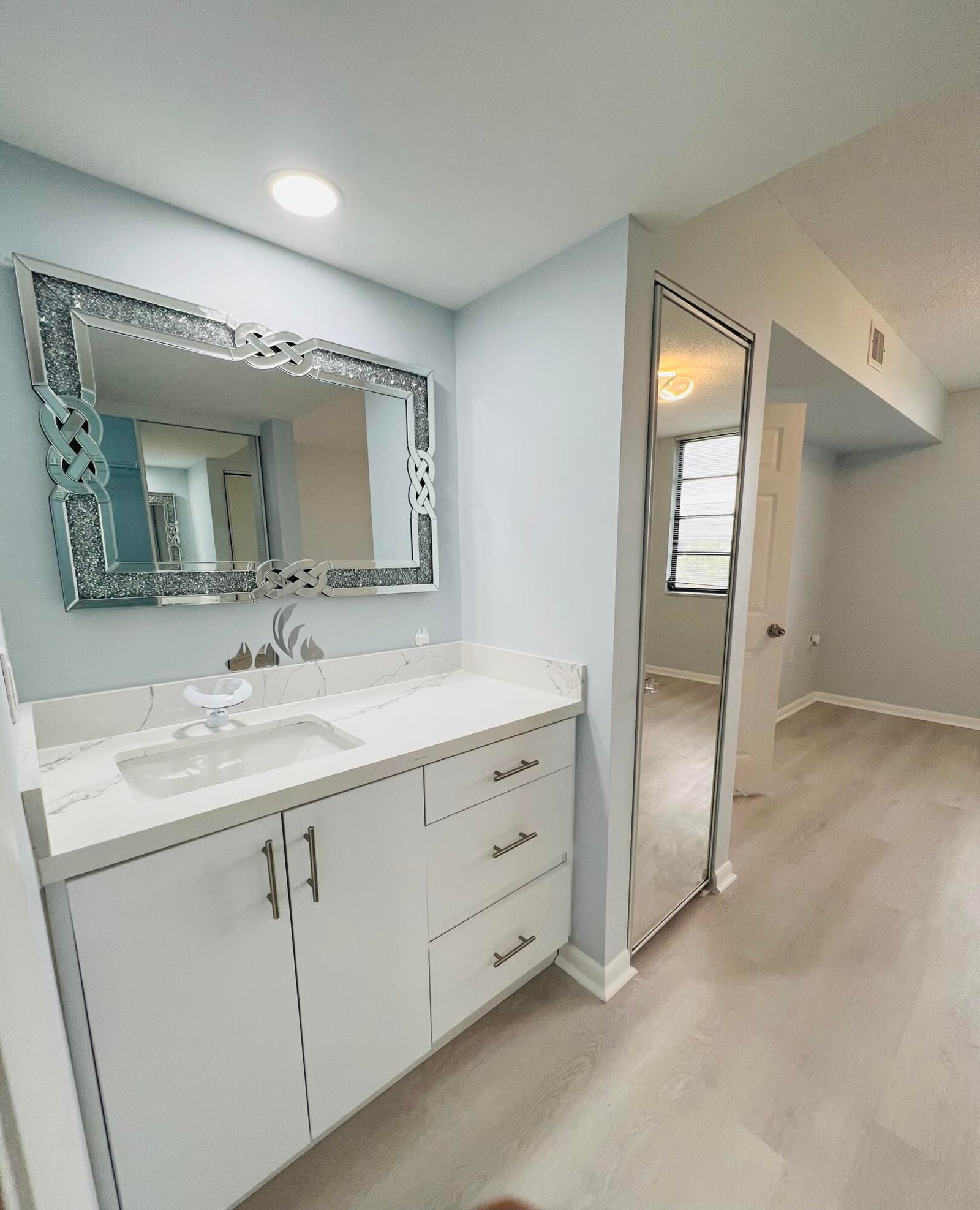 3635 Whitehall Drive 404, West Palm Beach, FL 33401 photo 20