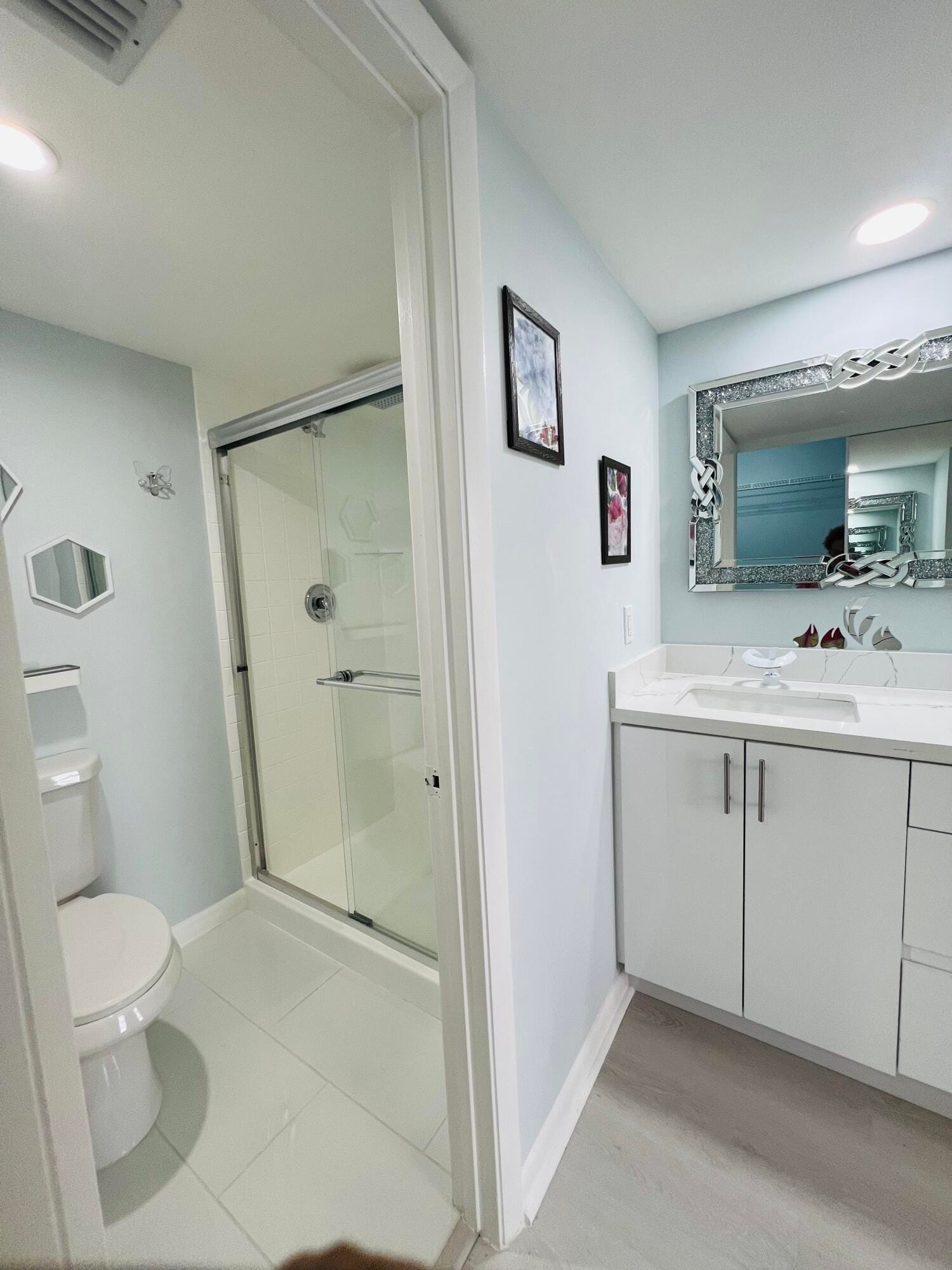 3635 Whitehall Drive 404, West Palm Beach, FL 33401 photo 21