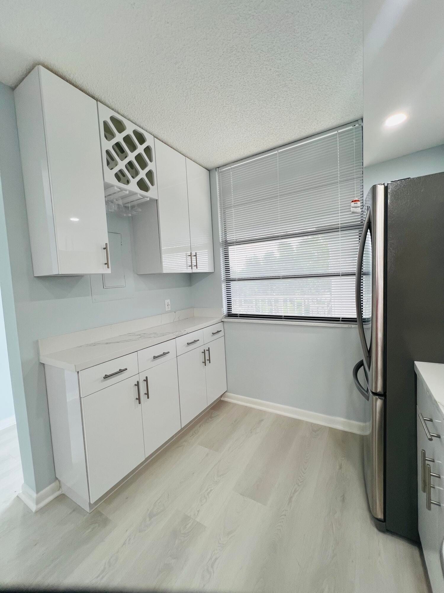 3635 Whitehall Drive 404, West Palm Beach, FL 33401 photo 9