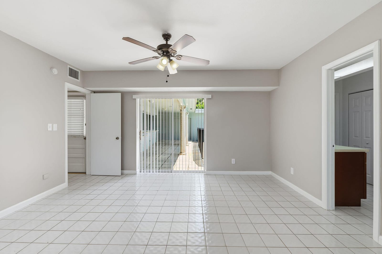 613 SEA TURTLE Way, Plantation, FL 33324 photo 15
