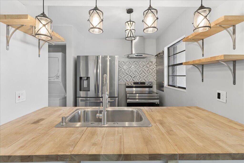 2062 SW 82ND Avenue — photo 3