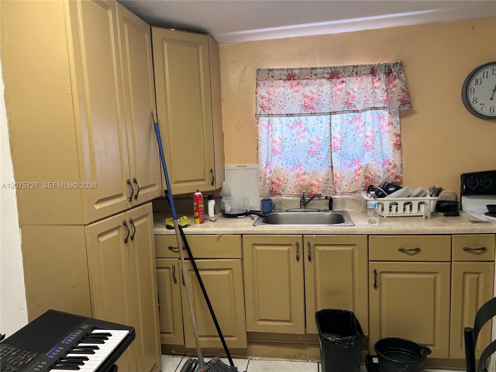 5730 Plunkett Street — photo 9