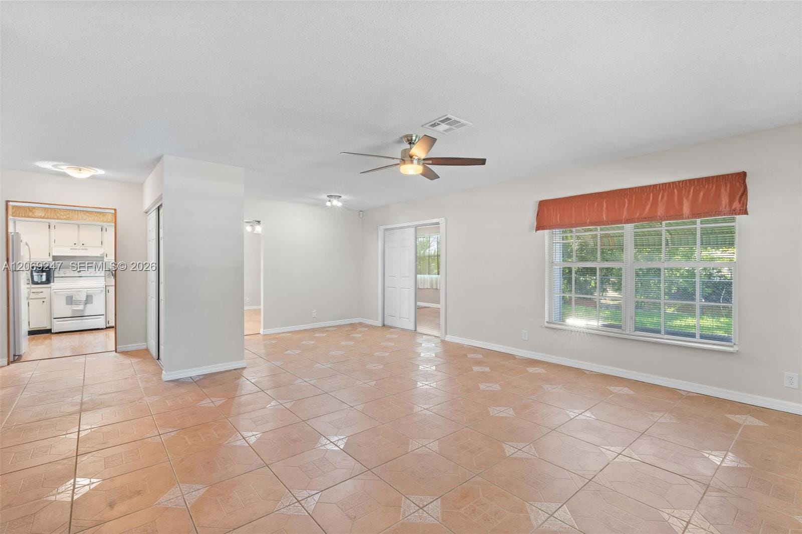 6840 SW 10th Court — photo 5
