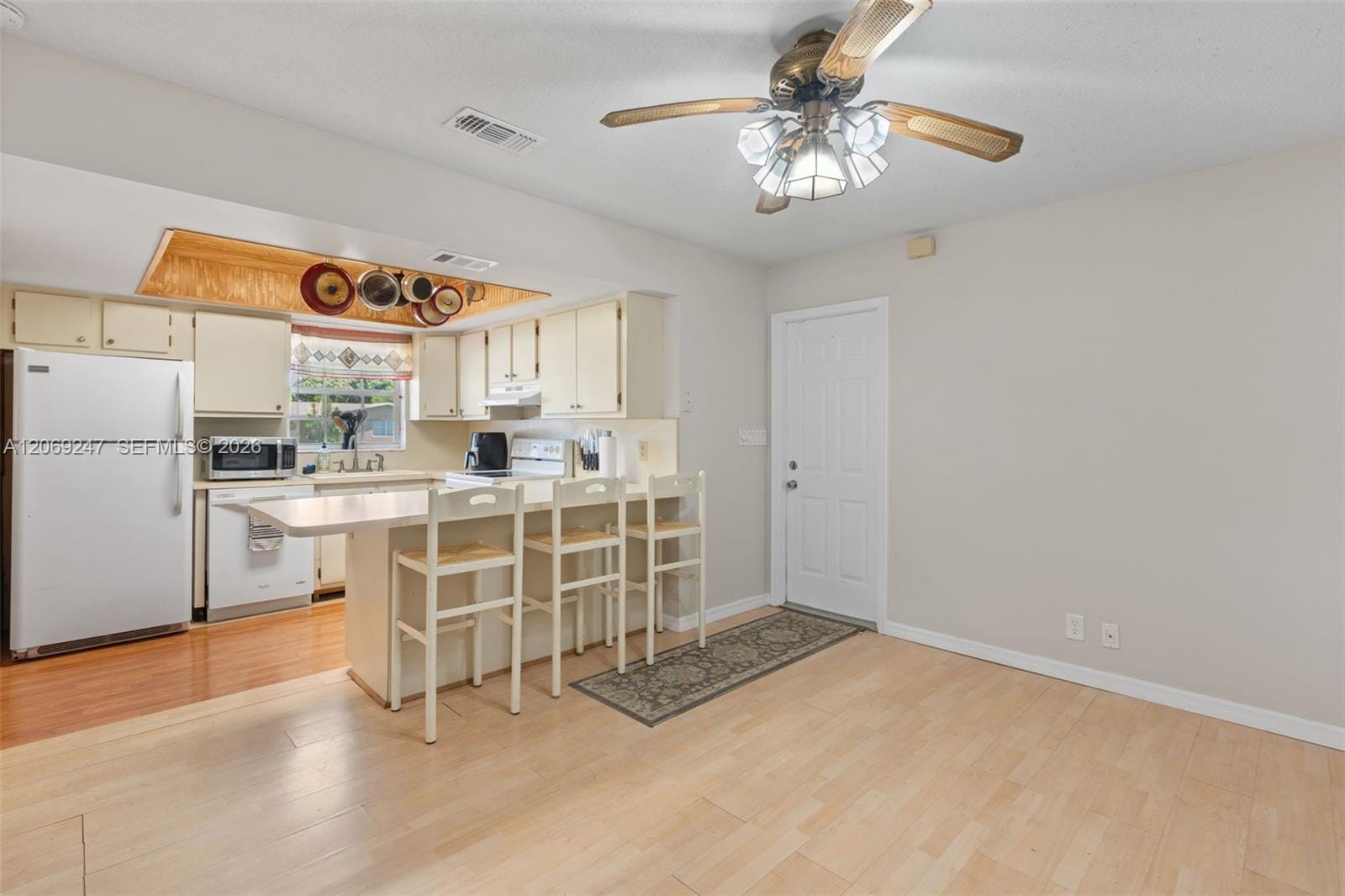 6840 SW 10th Court — photo 9