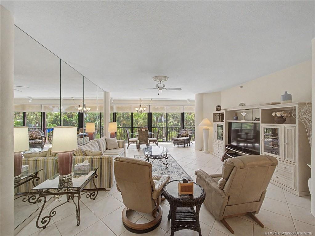 221 NE Plantation Road 211 — photo 2