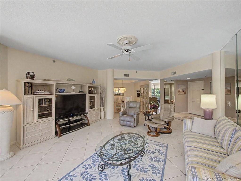 221 NE Plantation Road 211 — photo 3