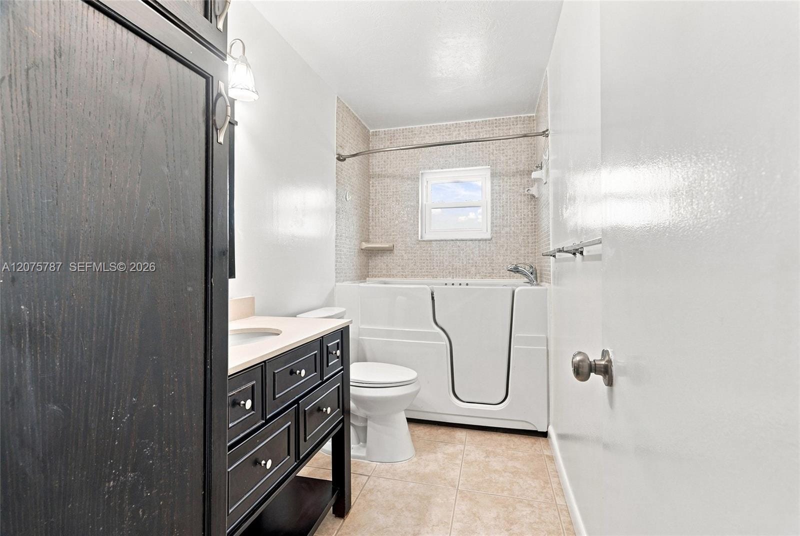 1431 NW 85th Way, Plantation, FL 33322 photo 20