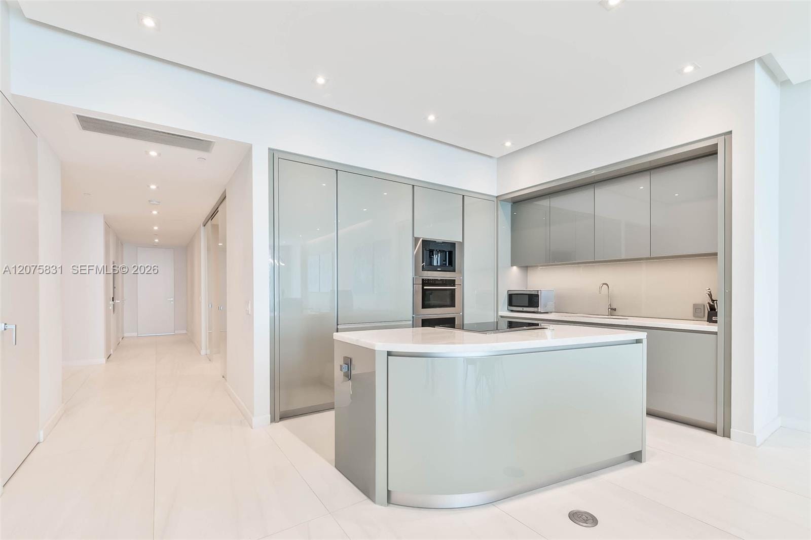 18975 Collins Avenue 5403 — photo 6