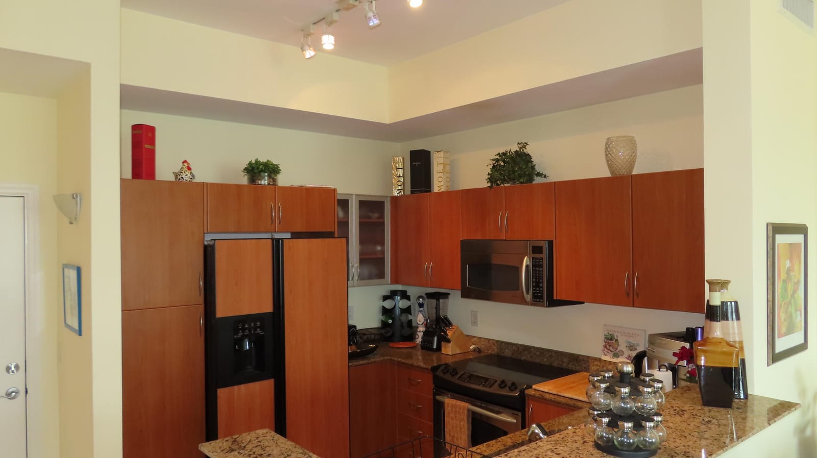 806 E WINDWARD Way 604, Lantana, FL 33462 photo 5