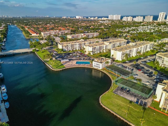 2000 Atlantic Shores Boulevard 407, Hallandale Beach, FL 33009