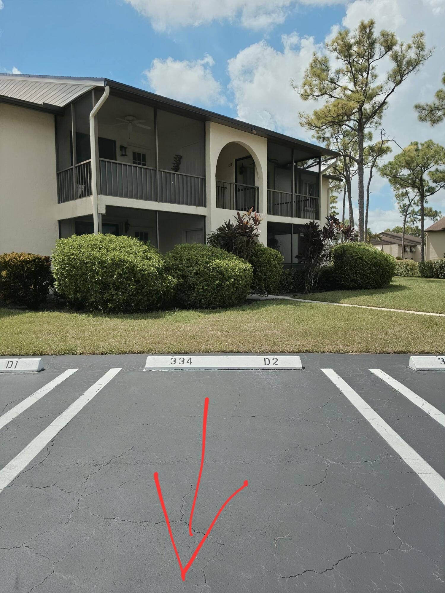334 Knotty Pine Circle D-2 — photo 10