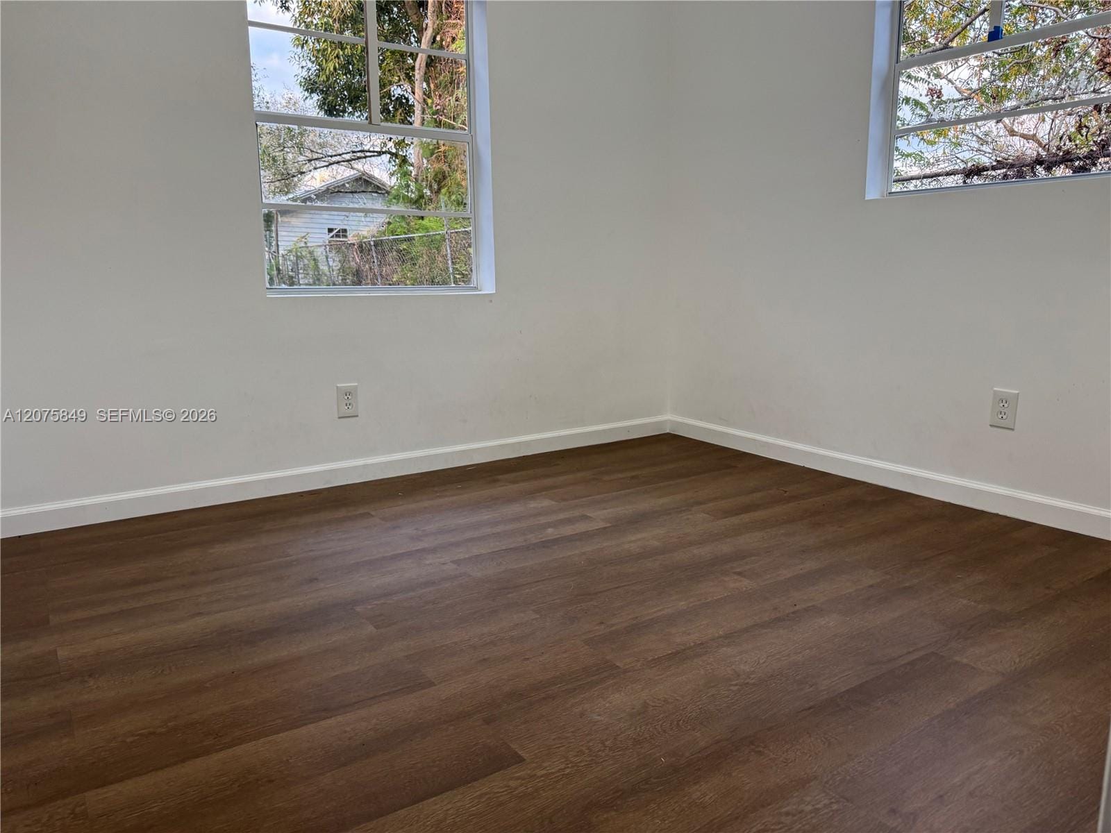 822 Lemon — photo 7