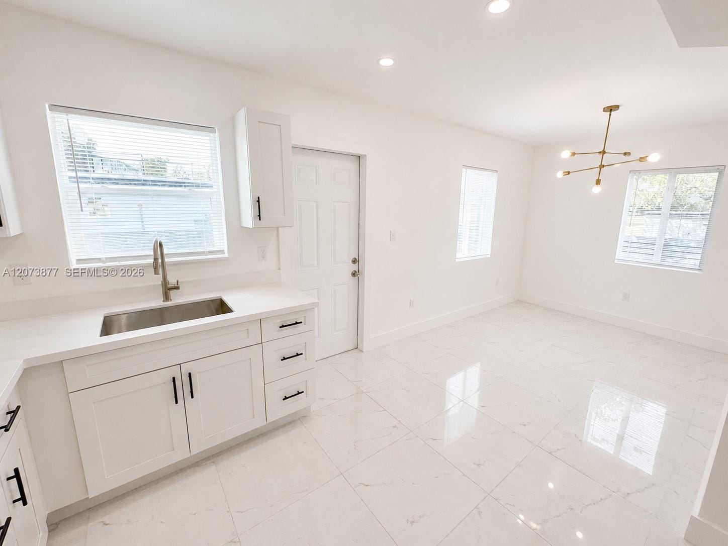 1800 NE 154th Street — photo 3