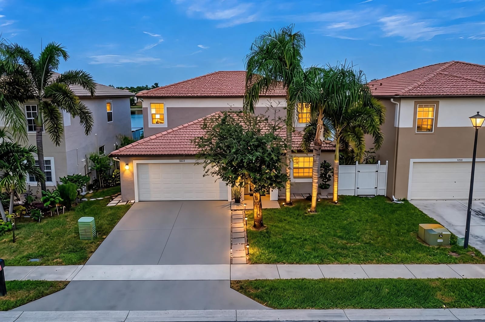 6642 Rainwood Cove Lane — photo 2