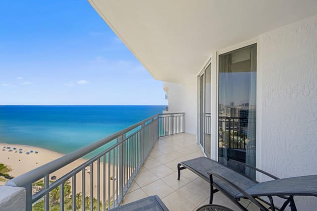 17375 COLLINS Avenue 2406, Sunny Isles Beach, FL 33160