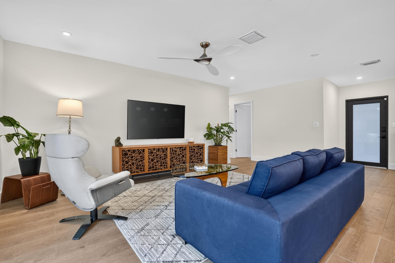 2521 Jaeger Drive — photo 9