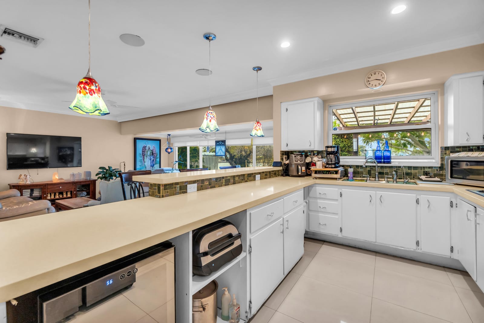 4221 NE 16th Avenue, Oakland Park, FL 33334 photo 13