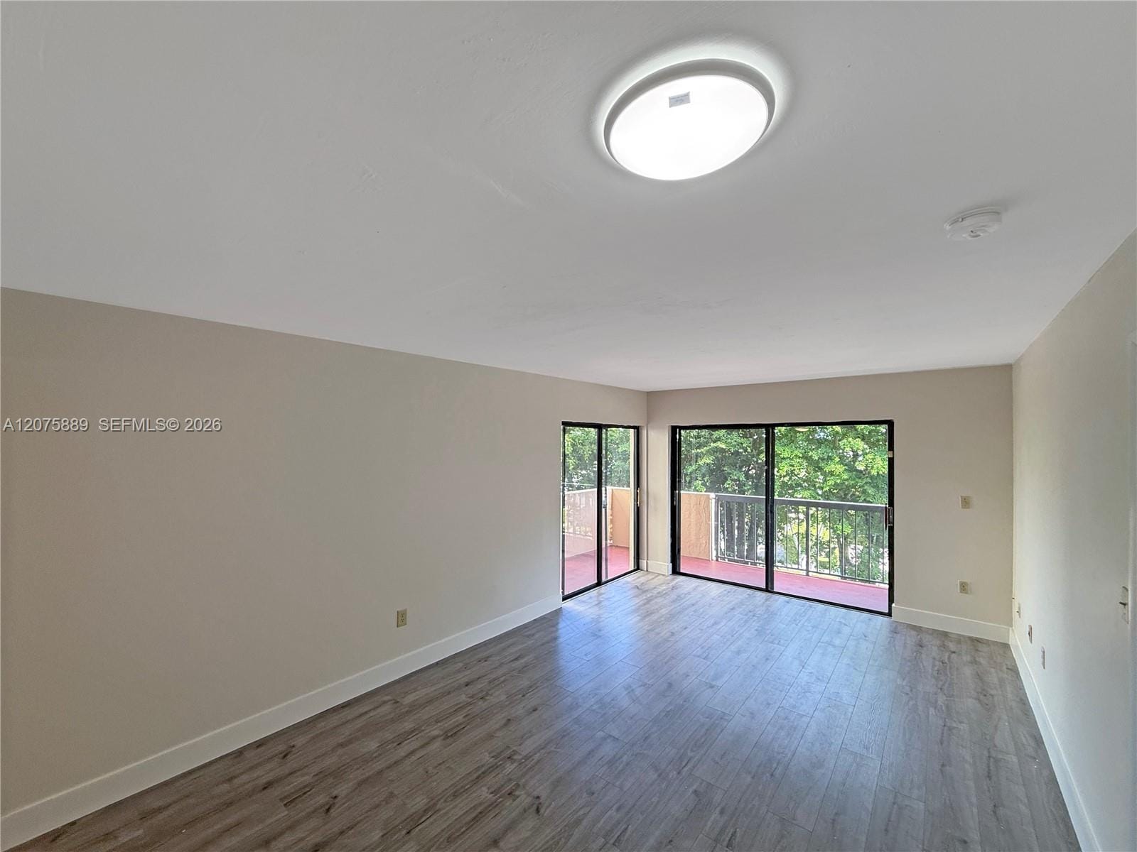 995 SW 84th Avenue 309, Miami, FL 33144 photo 3