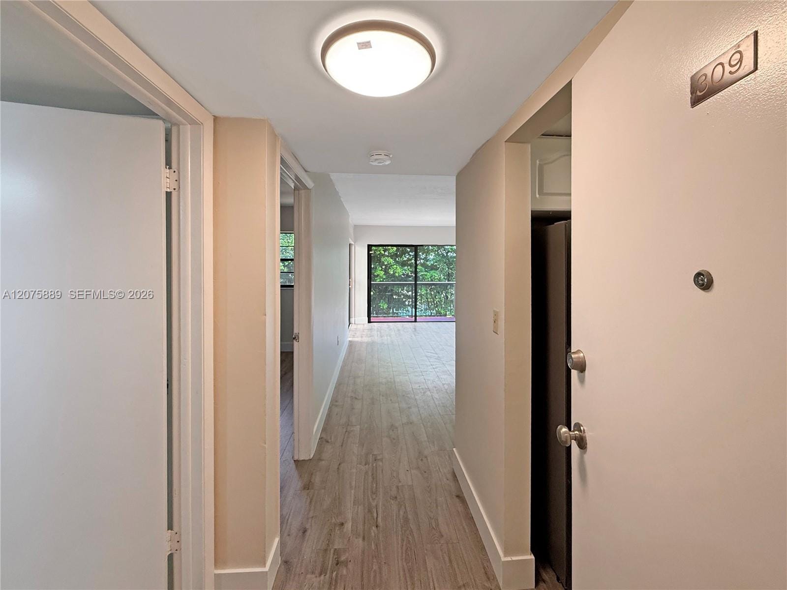 995 SW 84th Avenue 309, Miami, FL 33144 photo 4