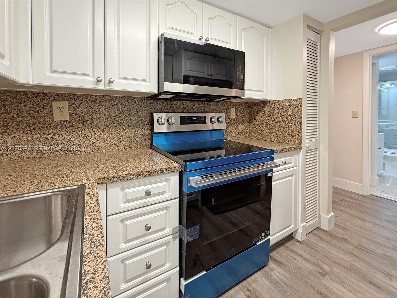 995 SW 84th Avenue 309, Miami, FL 33144 photo 6