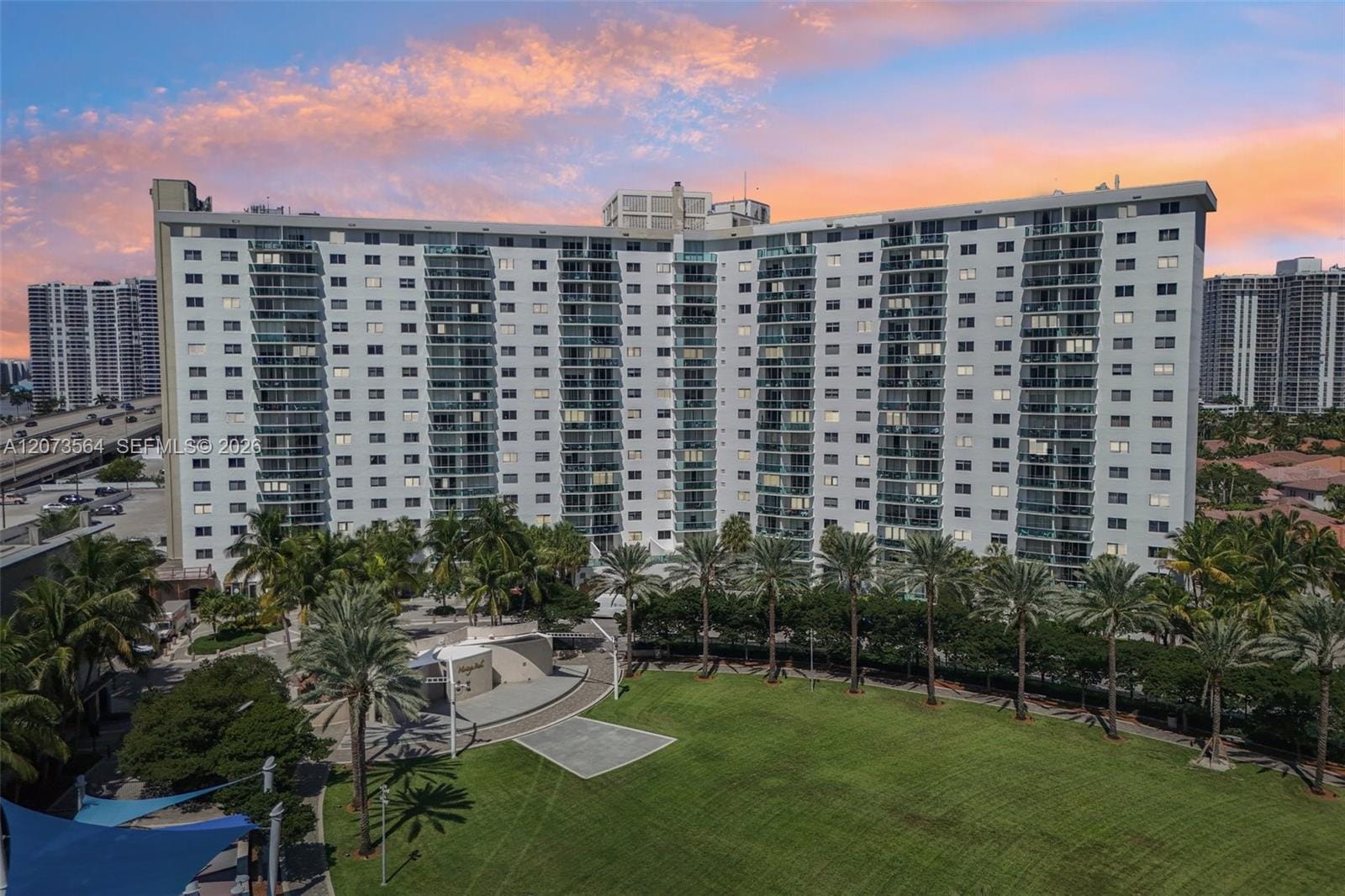 19370 Collins Avenue 1120 — photo 9