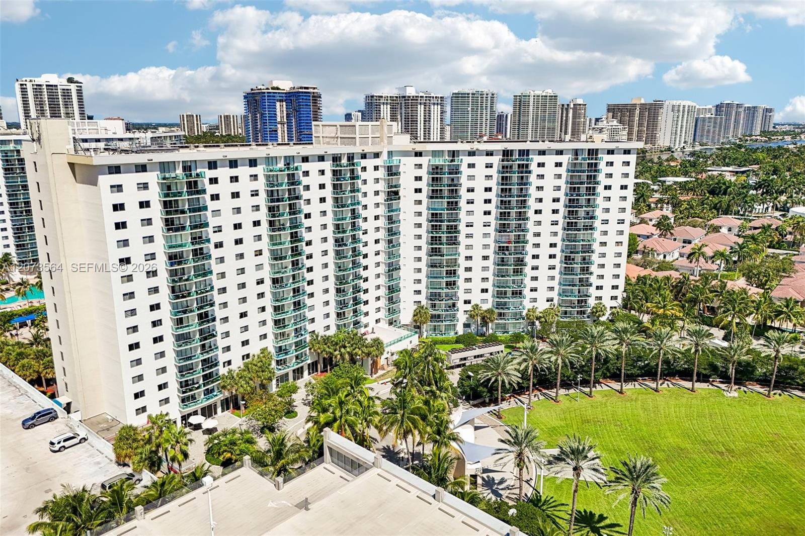 19370 Collins Avenue 1120 — photo 11